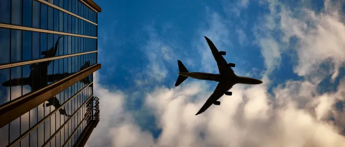 navette de transport vers aeroport depuis le man